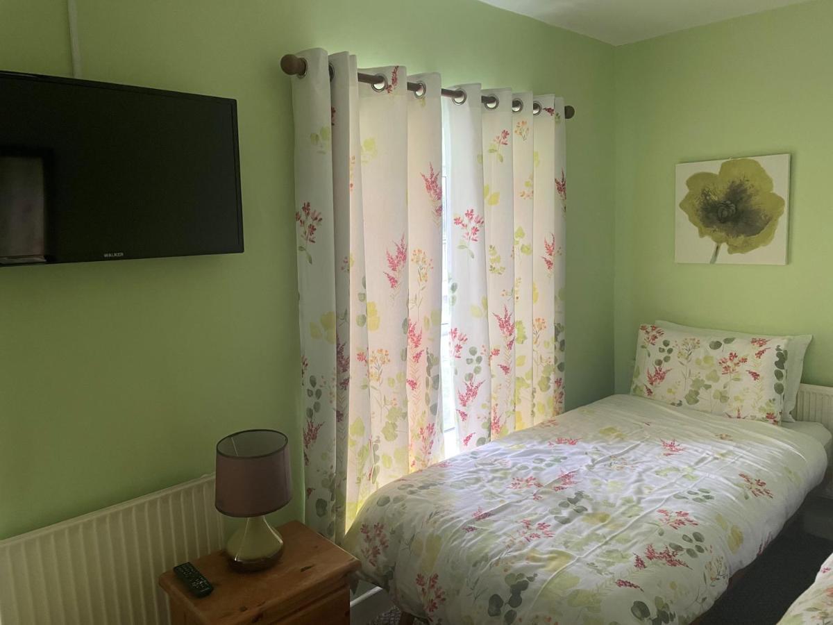 بروتنو Annora Bar & Accommodation المظهر الخارجي الصورة