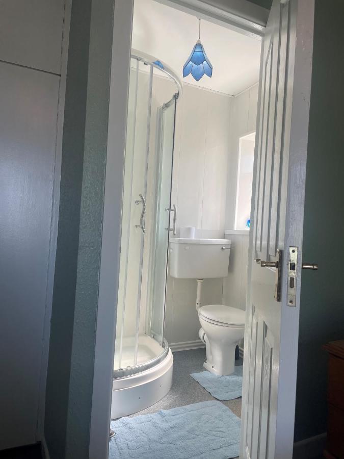 بروتنو Annora Bar & Accommodation المظهر الخارجي الصورة